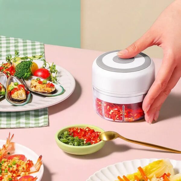 100/250ml Electric Kitchen Food Chopper Mini Garlic Press Vegetable Masher Machine USB Portable Meat Grinder Kitchen Accessories - Image 3