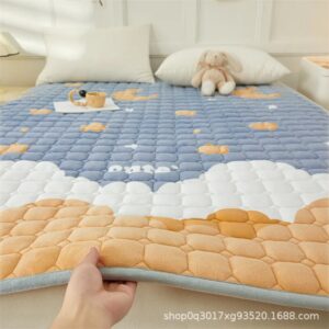 Cute Milk Velvet Cartoon Mattress Foldable Soft Bed Sheet Fall Winter Warm Student Dormitory Bedroom Quilted Thin Queen Mattress
