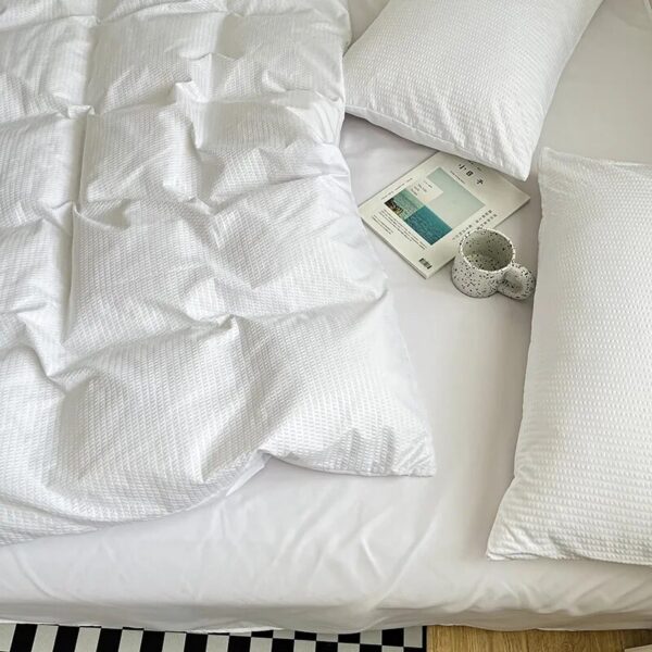 High Quality Bedding Set Skin Friendly Fabric Quilt Cover Set Single Double King Size Solid Color Duvet Cover Set - Image 4