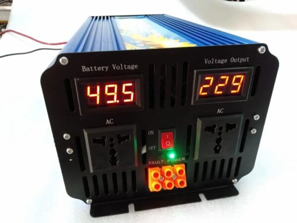 Peak Power 10000W 5000W DC 12V to AC 110V 60HZ digital display pure sine wave solar inverter